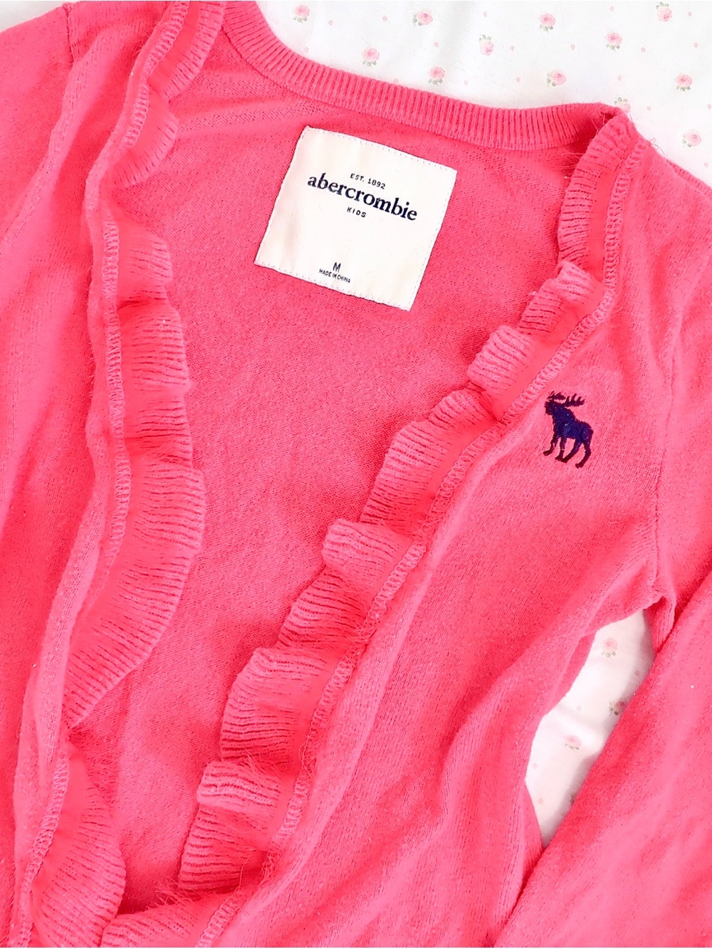 y2k pink ruffle cardigan abercrombie fitted sweater